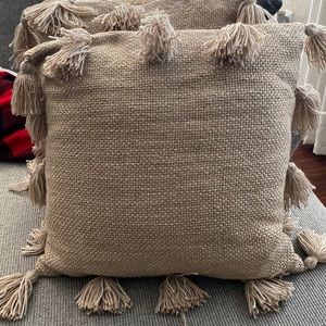 Neutral throw pillows set of 3